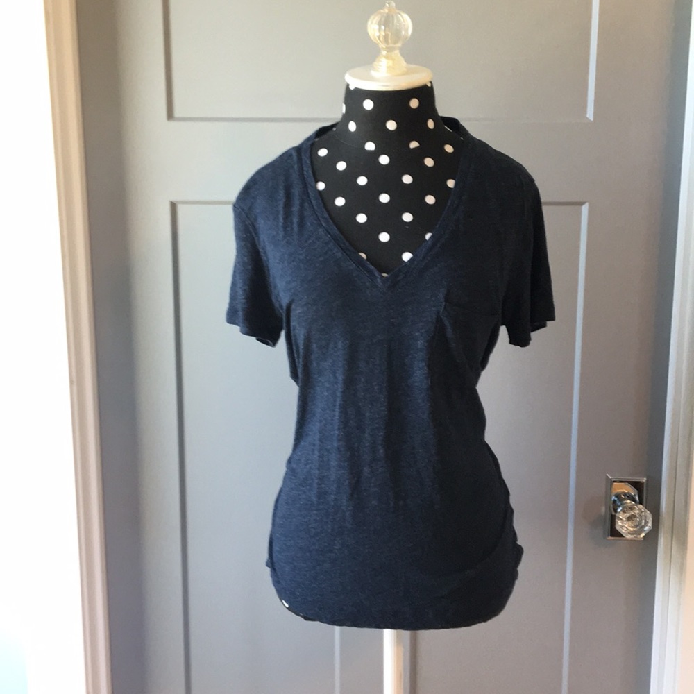 Madewell size large navy pocket t-shirt